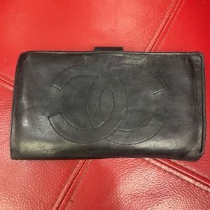Chanel wallet